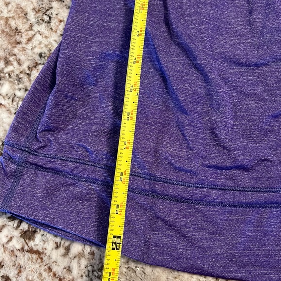 Lululemon Shirt Womens 6 Power Y Tank Top Purple Built in Bra Racerback Activewe - Picture 3 of 11